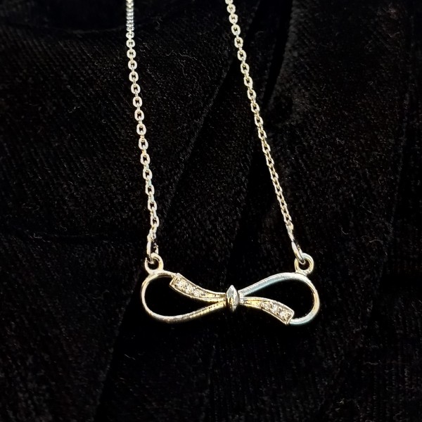 925 Sterling Silver Infinity Pendent and  Chain 