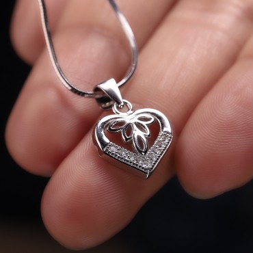 Dil - White Zircon Solitaire Heart Pendant with Chain